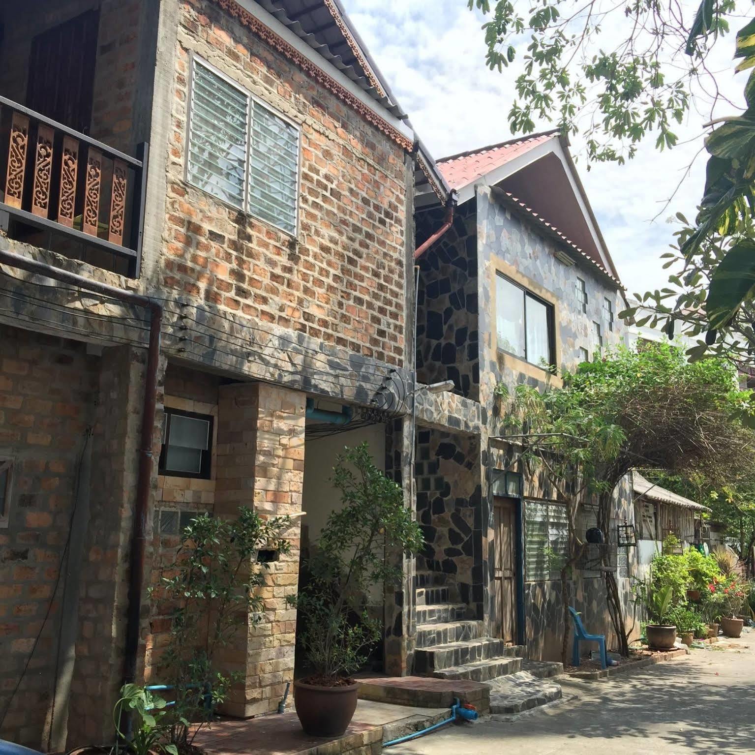 Baan Thai Homestay By Bgb Villas شاطئ كاتا المظهر الخارجي الصورة