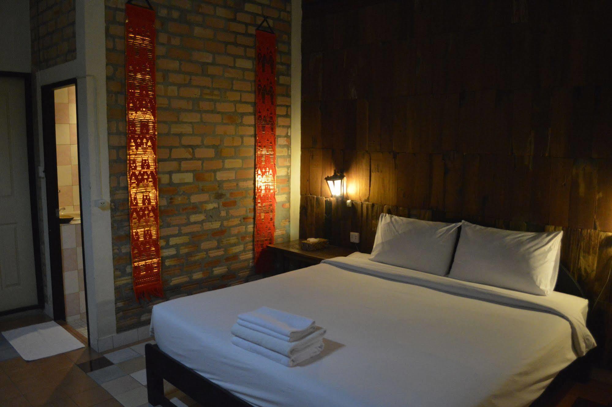 Baan Thai Homestay By Bgb Villas شاطئ كاتا المظهر الخارجي الصورة