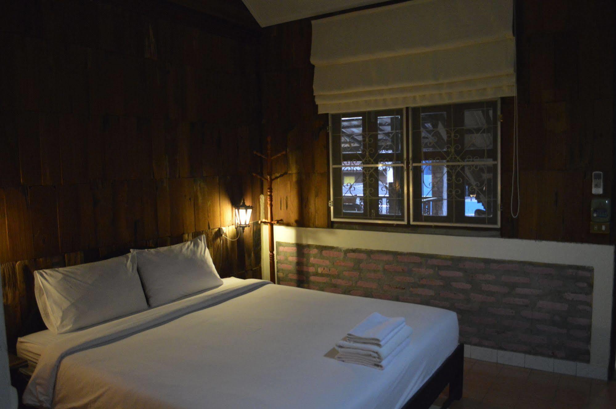 Baan Thai Homestay By Bgb Villas شاطئ كاتا المظهر الخارجي الصورة